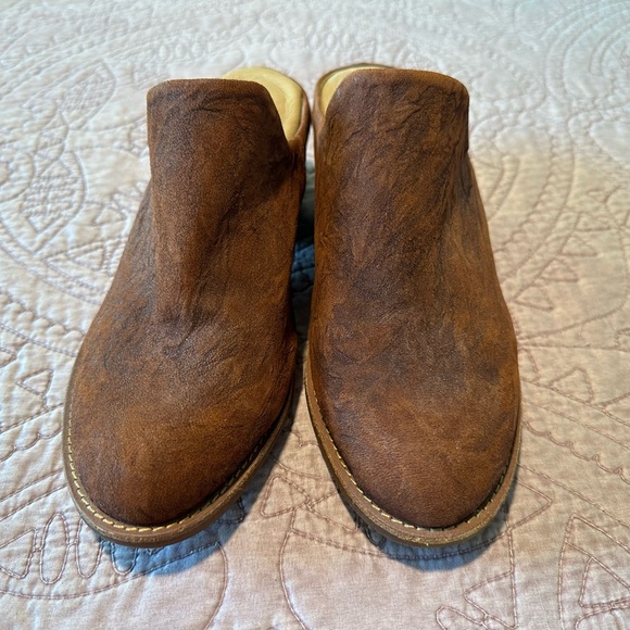 Sofft Women’s Rich Brown Suede heeled mules - Picture 3 of 11